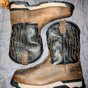 Ariat Men's Brown and Black Western Boots